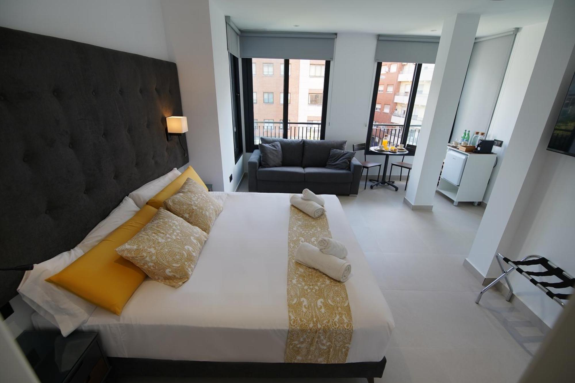 Bet Apartments - Suites Puerto Valencia Exterior photo